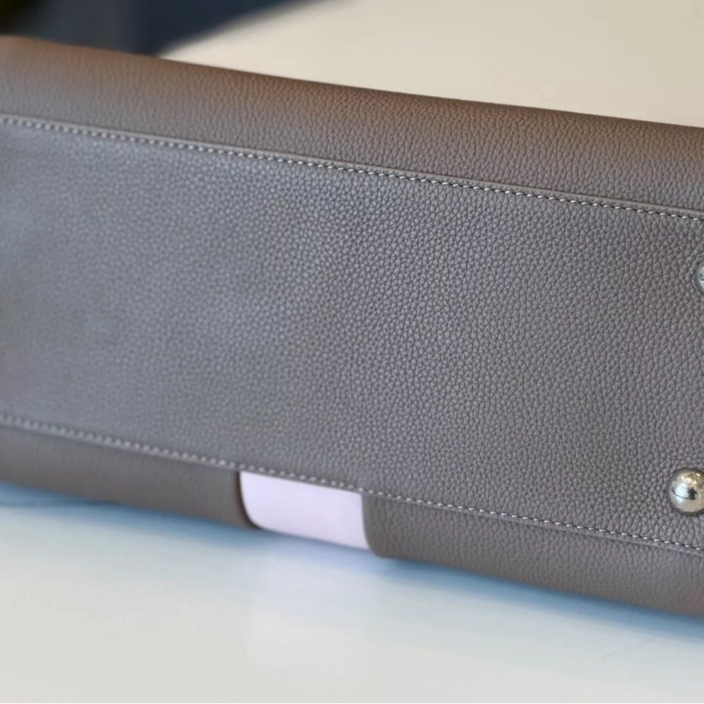 Louis Vuitton Astrid Calfskin Leather Bag - Picture 8 of 12